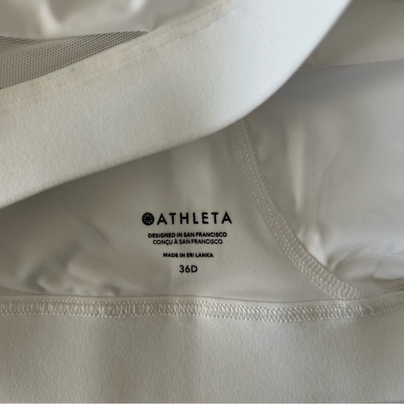 NWT, Athleta Women’s Invincible Lightweight Sports Bra in Bright White, Size 36D - Picture 10 of 12